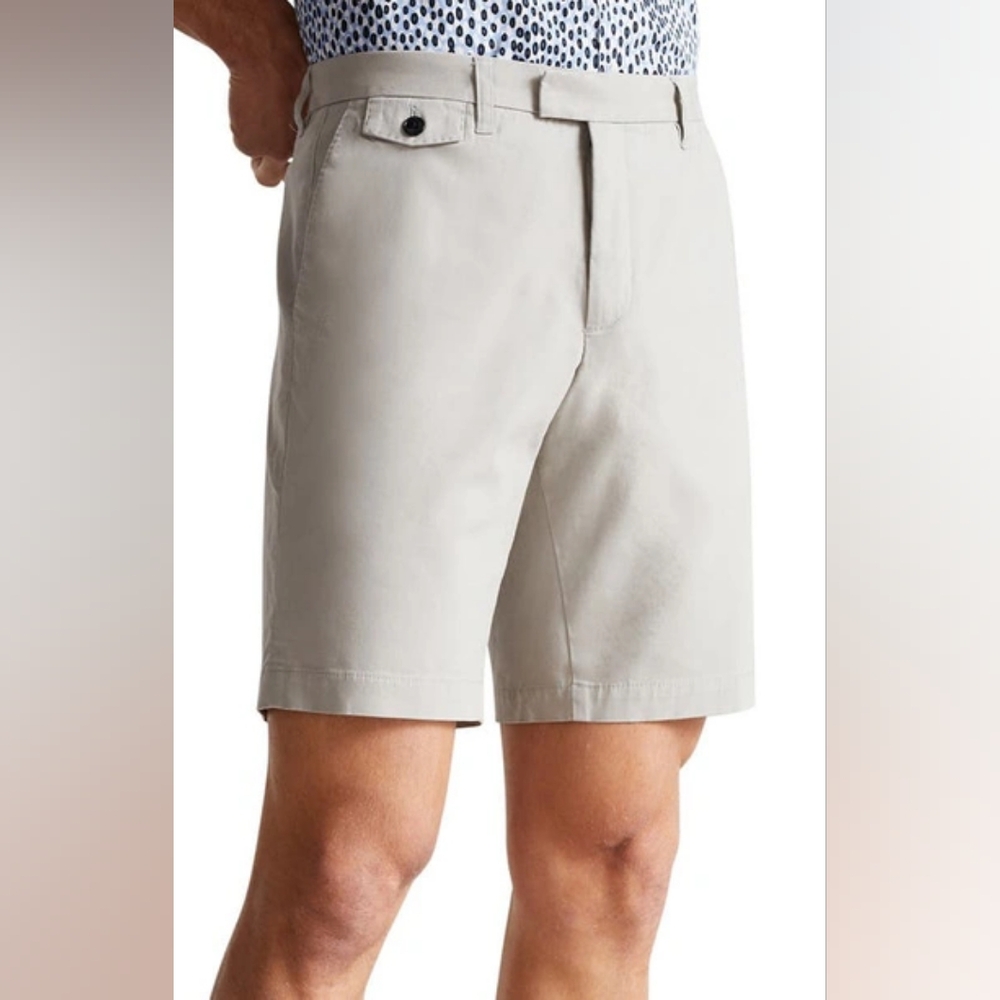 Ted Baker Men's Flat Front Shorts - Light Gray